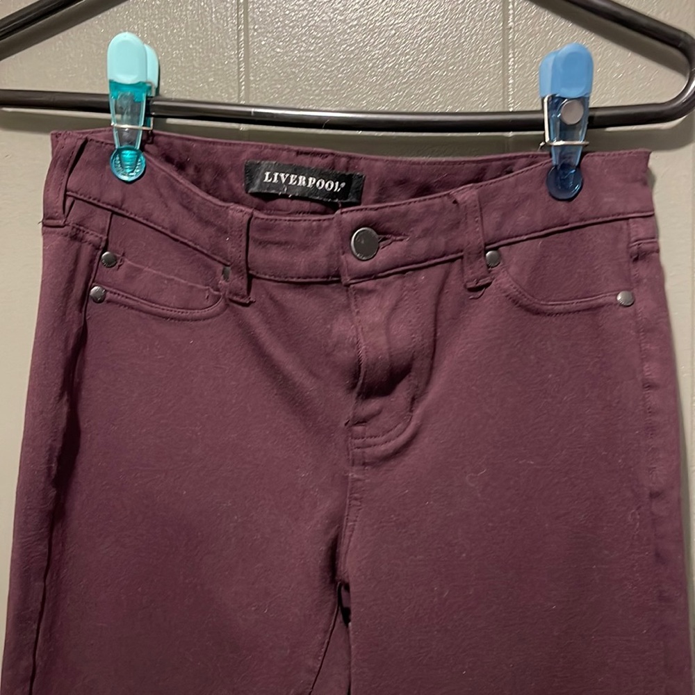 Maroon jeggings size 4. Liverpool